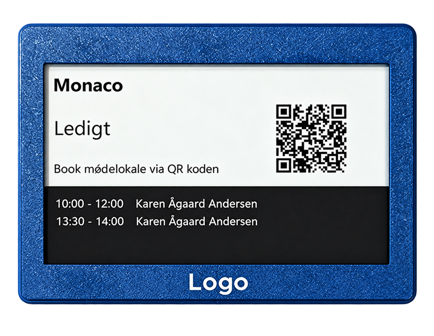 Blå E-Ink møderumsskærm med sort-hvid status, QR-kode og mødeoversigt