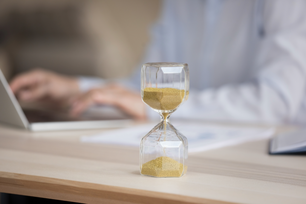 Timeglas på bord